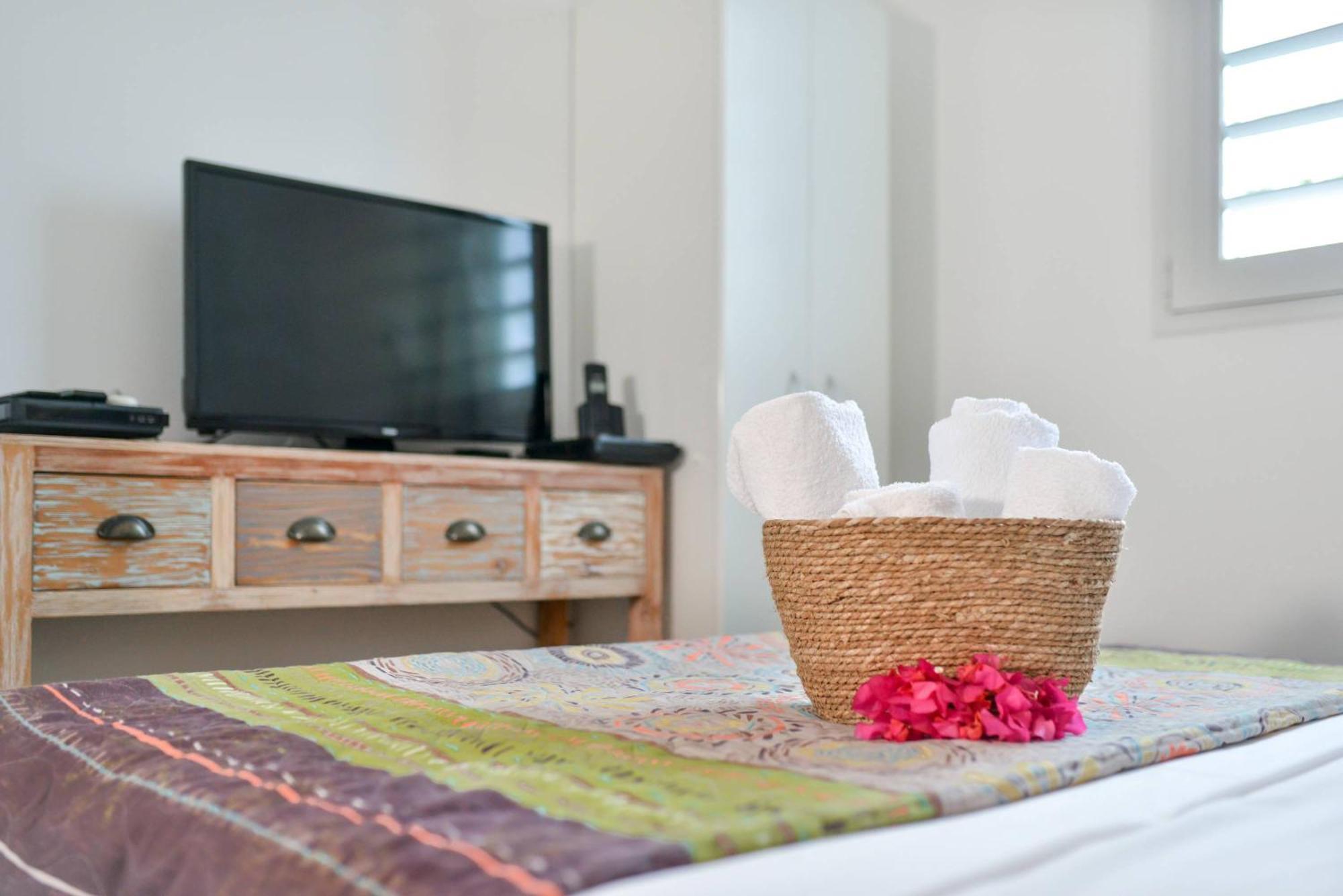 Les Jardins De Chantilly -Bungalows 4 Etoiles Avec Jardins Et Piscines Privees ベ・マオー 部屋 写真